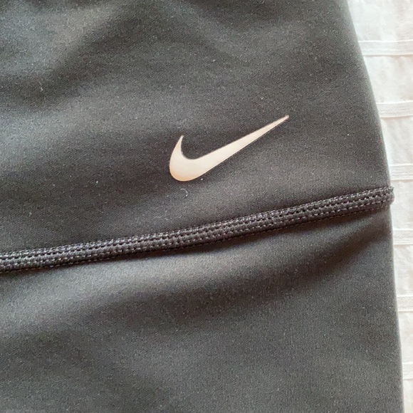 Nike 3/4 length leggings - Picture 2 of 4